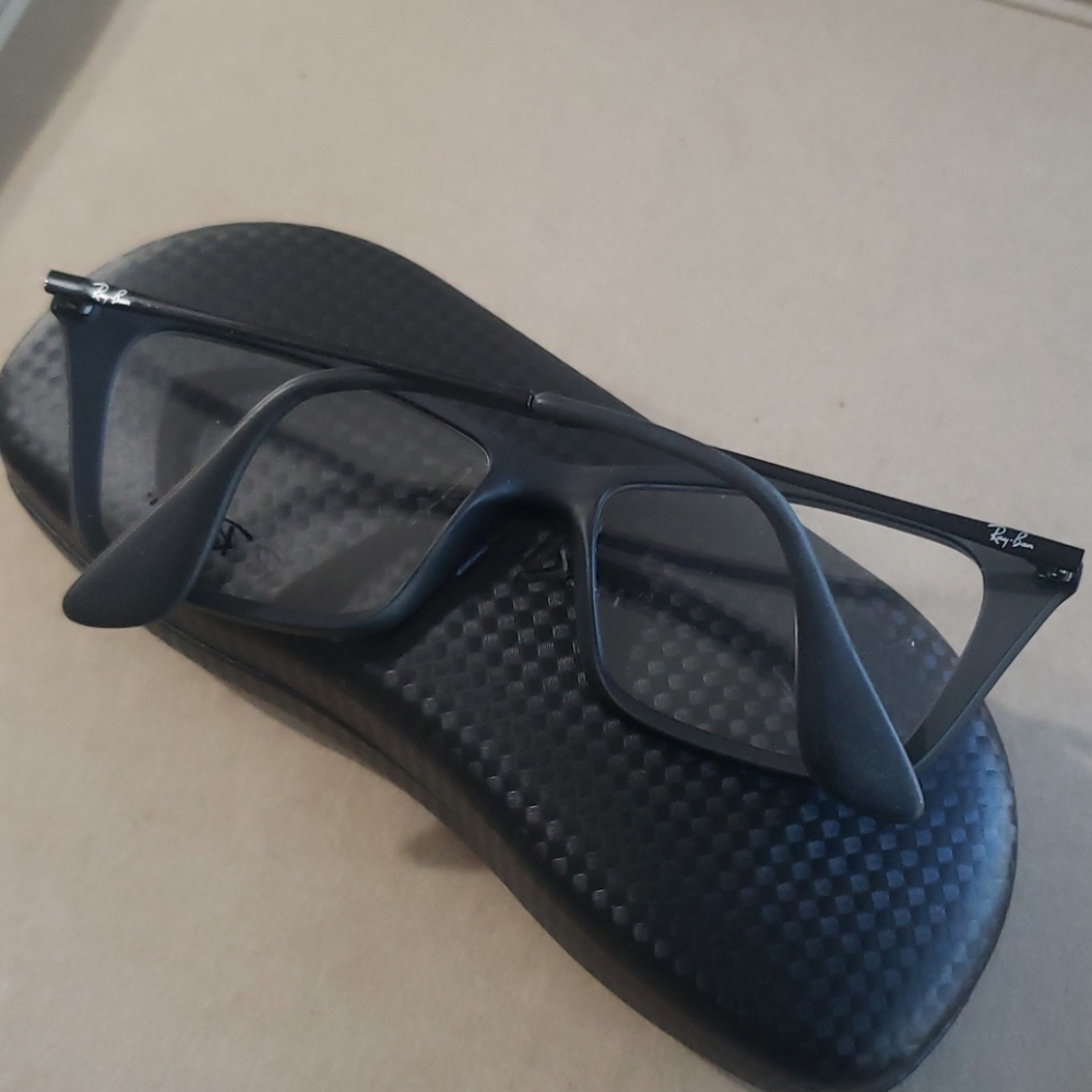 Eyeglasses - Picture 2 of 3
